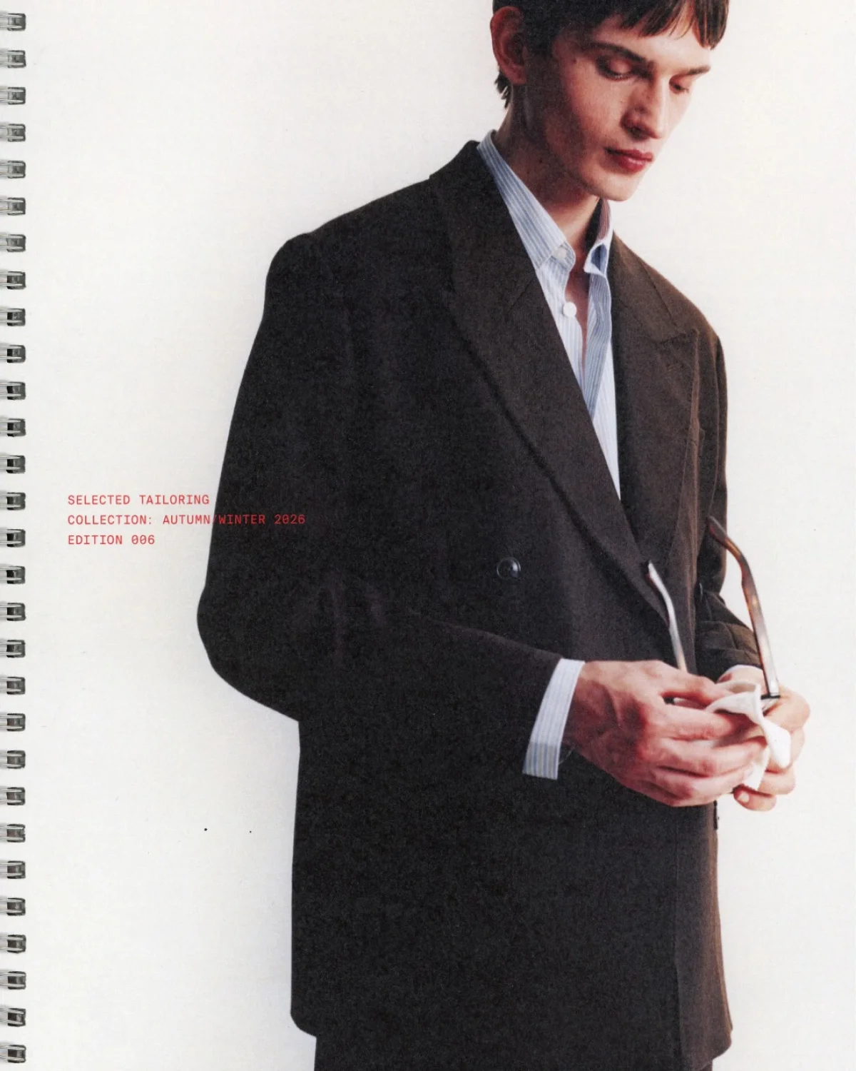 Selected — image 3